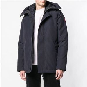 Canada Goose Men’s Garibaldi Parka in Navy - Small
